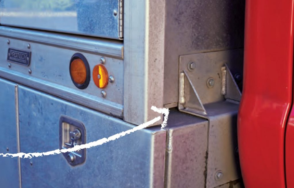 Example of offset bracket attached to underbody box