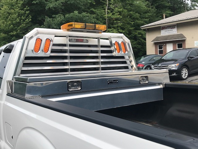 Aluminum Cab Rack and tool box installed on pickup truck