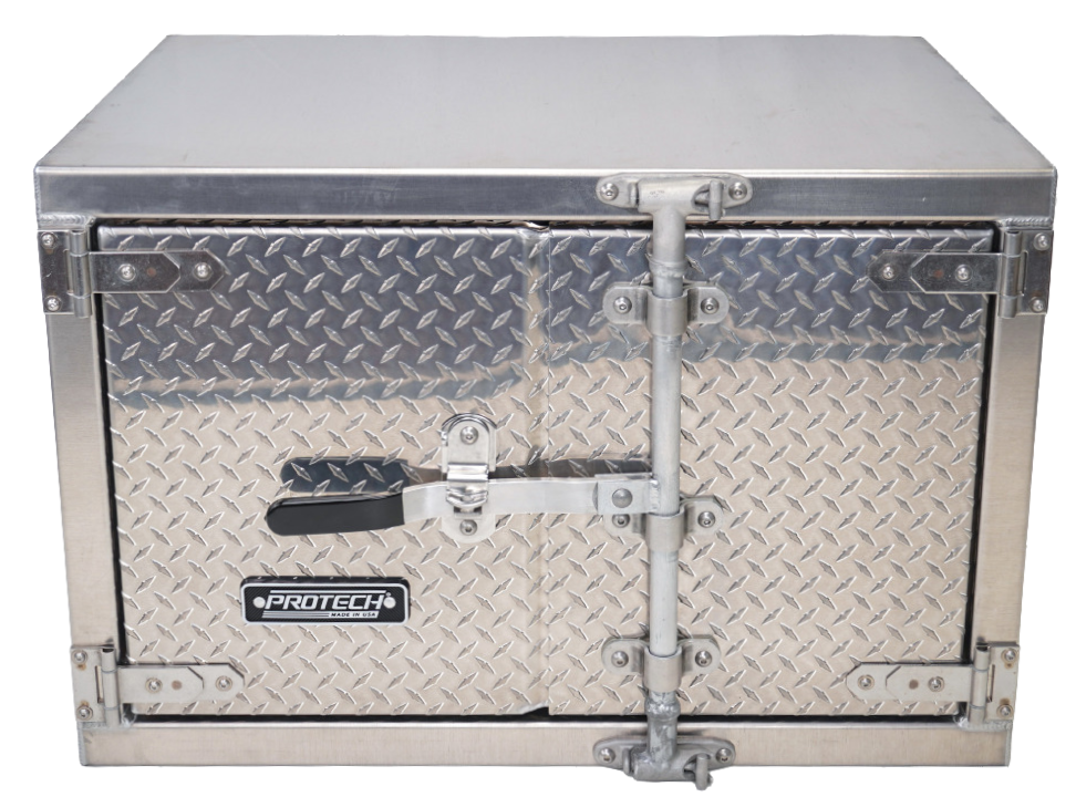 Semi-truck Camlock box diamond plate
